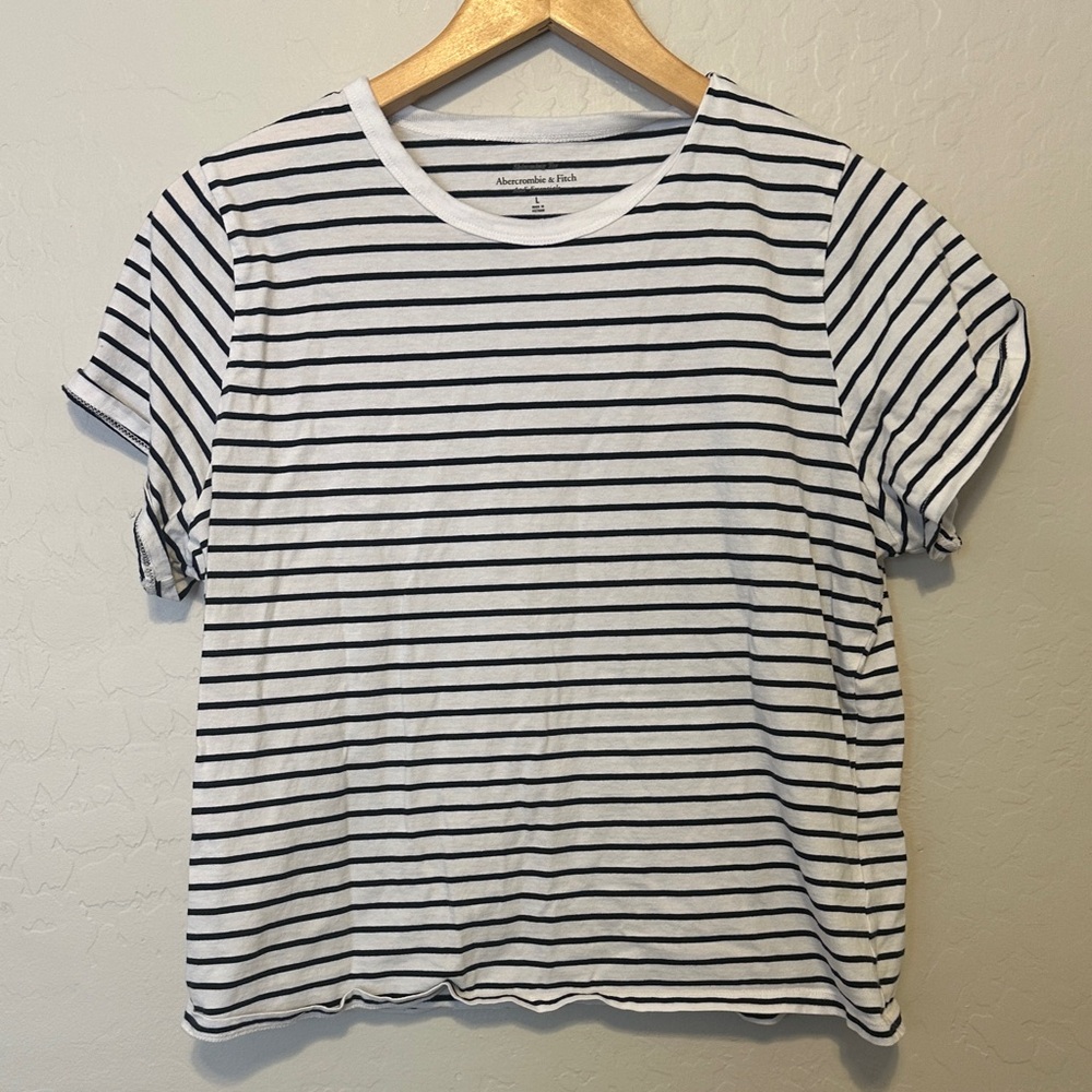 Abercrombie & Fitch Navy and White Striped Tee
